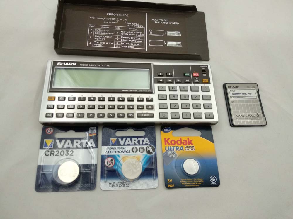 Calculadora Sharp PC-1360 y Tarjeta de Memoria 8kb CE-212M # 656